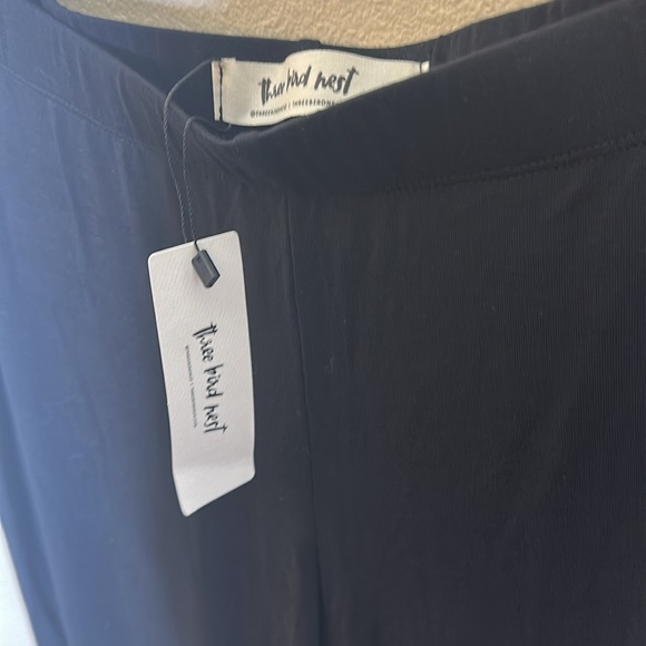 Three Bird Nest Pull On Solid Raw Edge Flare Pants Black Womens Size XL - Picture 6 of 9